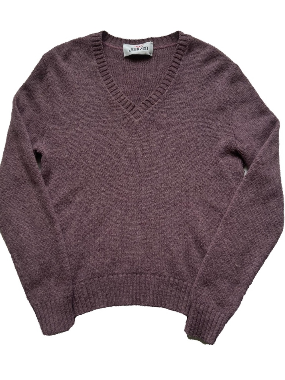Jantzen V-Neck Knit Sweater in Mauve